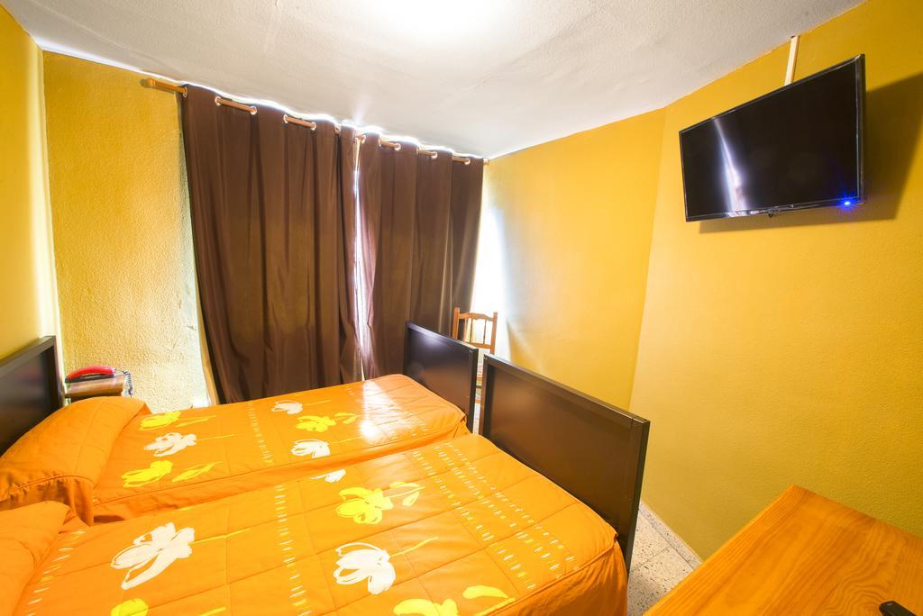 La Casona Del Pinar Albergue San Rafael Luaran gambar