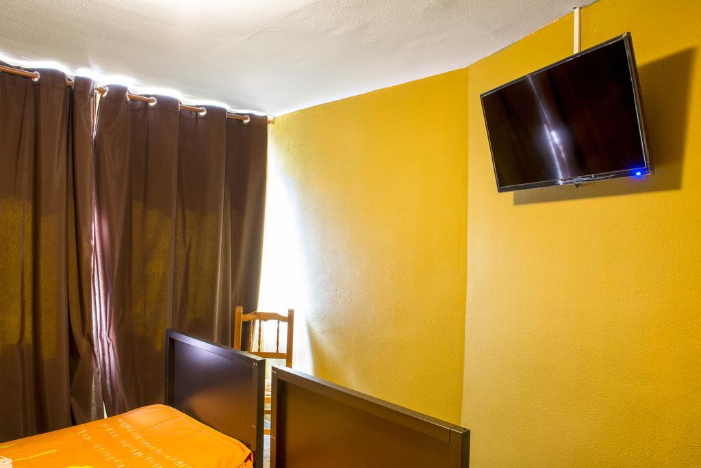 La Casona Del Pinar Albergue San Rafael Luaran gambar