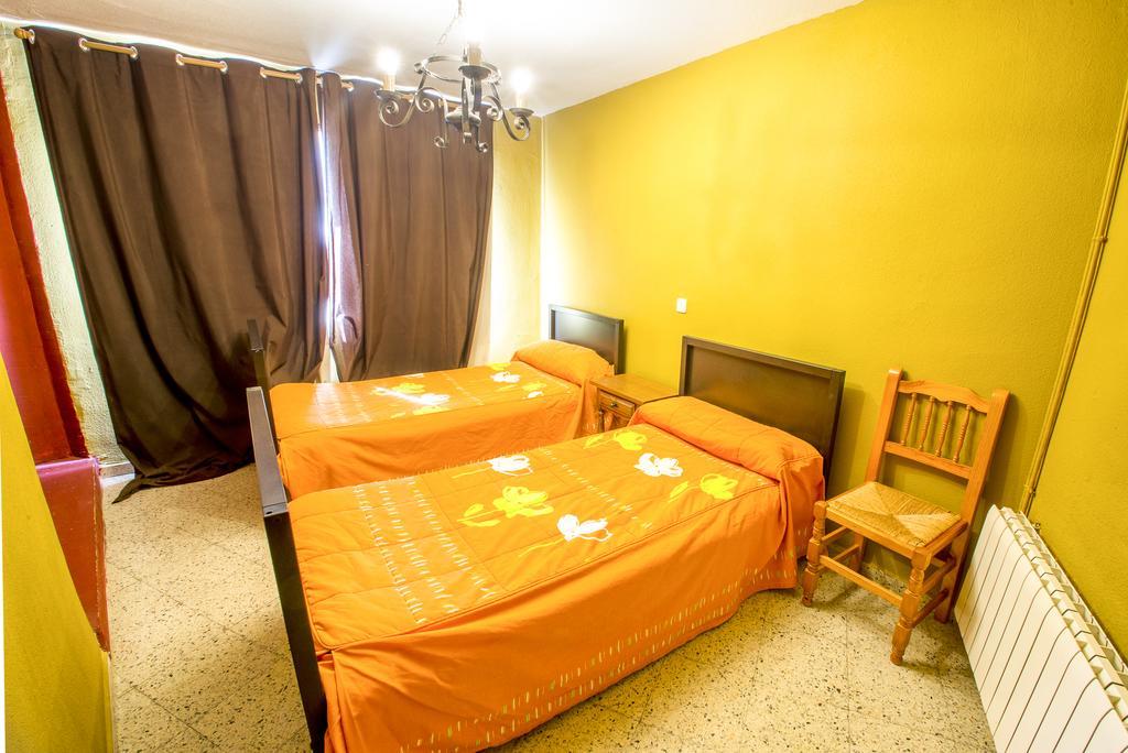La Casona Del Pinar Albergue San Rafael Luaran gambar